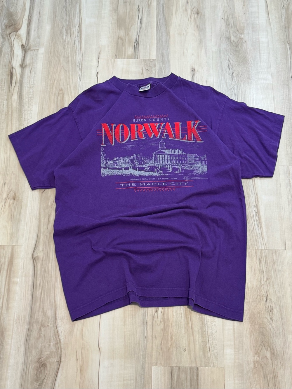 Vintage 1996 Murina Norwalk Single Stitch Graphic T Shirt Purple XL Made in USA
